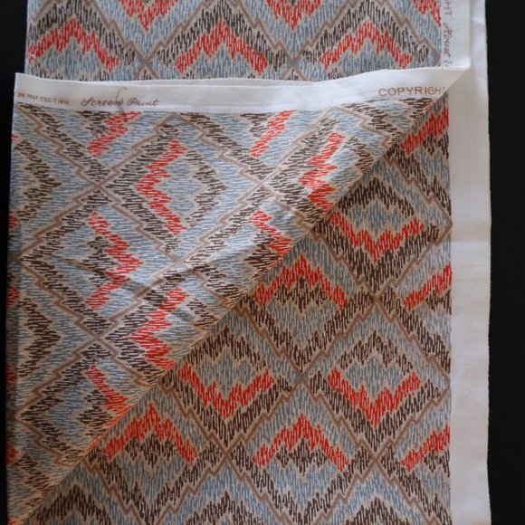 Vintage linen Fabric 1981 House 'N Home Fabrics & Draperies Lereem 29 x 47 - Picture 6 of 7